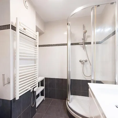 5 Mn A Pied Monaco - Cosy - Bu *